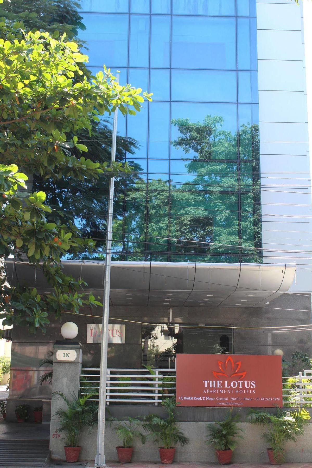 The Lotus Apartment Hotel, Burkit Road Chennai Exteriör bild